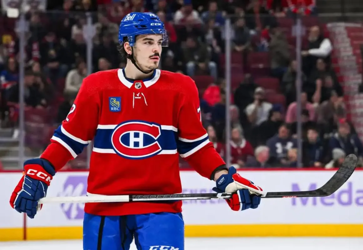 Arber Xhekaj en uniforme du Canadien de Montréal