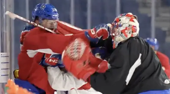 Arber Xhekaj a engagé un combat avec Xavier Simoneau et Jakub Dobes lors de l'entraînement du Rocket.