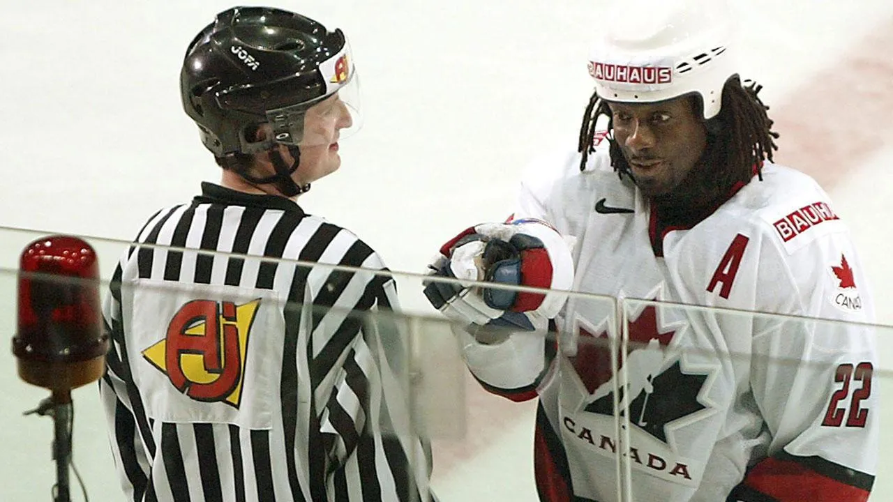 Former NHL star Anson Carter.