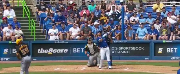 Turner hits first home run as a Blue Jay