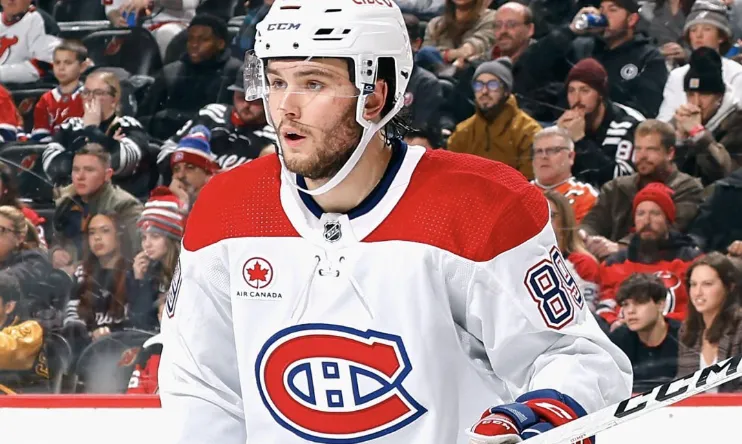 L'attaquant du Canadien, Joshua Roy, demeurera avec le grand club, lui qui ne sera pas cédé dans la Ligue américaine.
