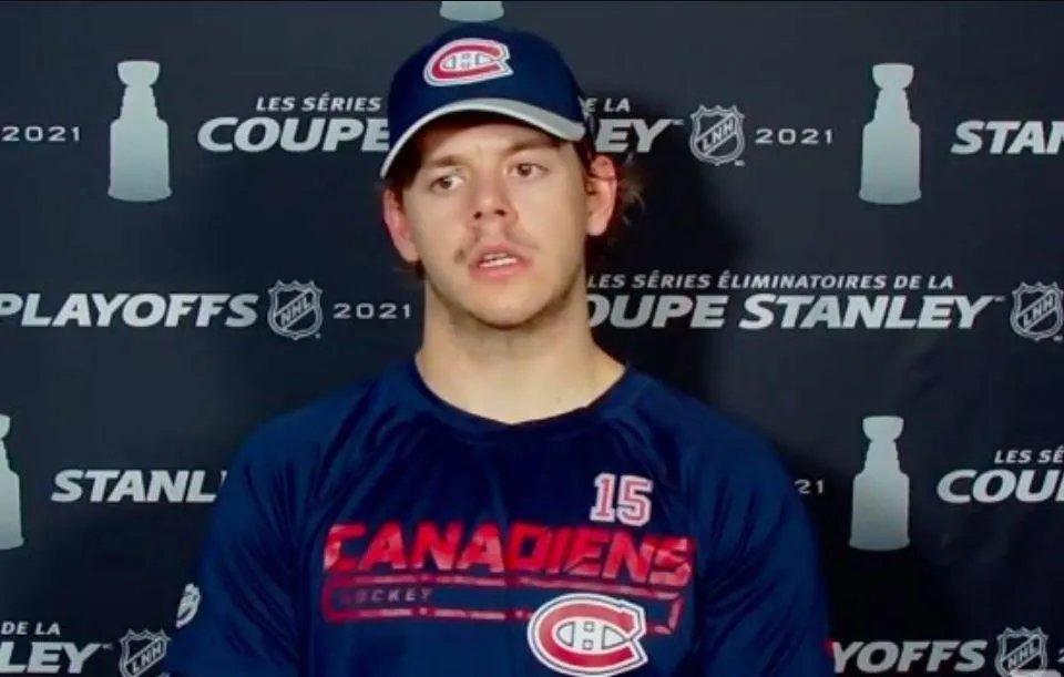 Jesperi Kotkaniemi en point de presse