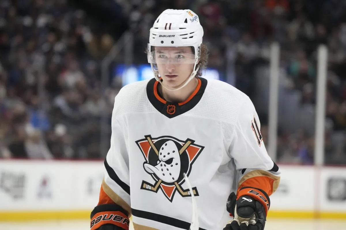 Anaheim Ducks forward Trevor Zegras