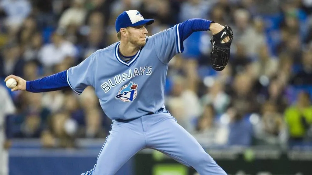 Roy Halladay pitxhing for the Blue Jays