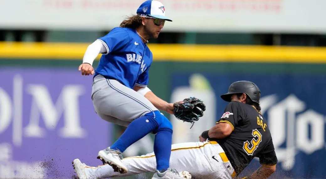 Blue jays vs pirates #bluejays #mlb