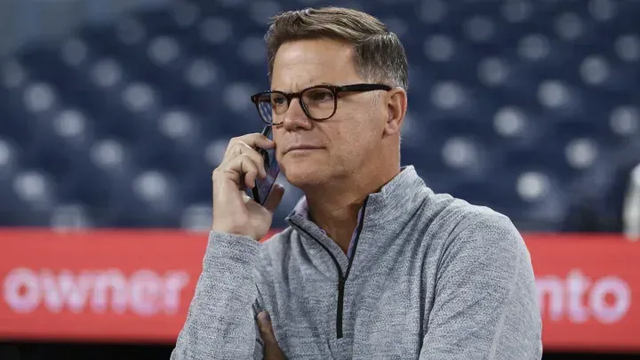 Atkins on the phone #bluejays #mlb