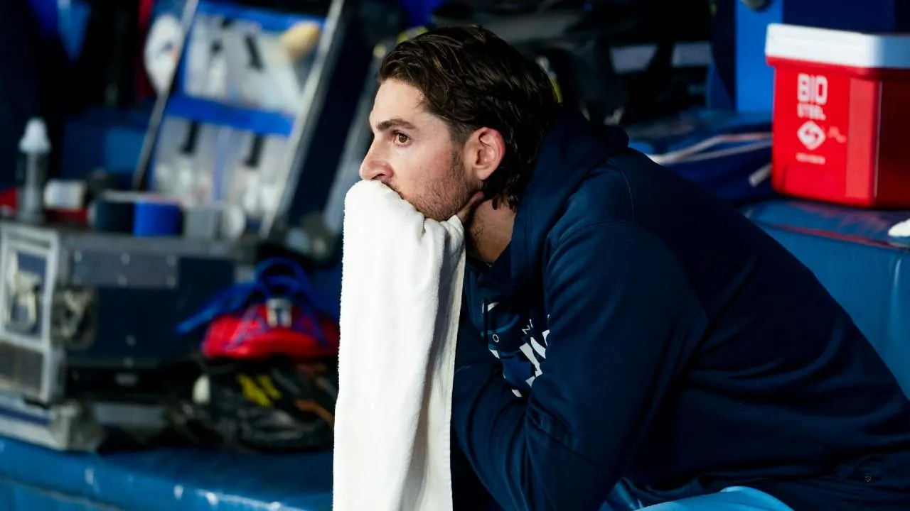 Gausman in the Blue Jays dugout #bluejays #mlb