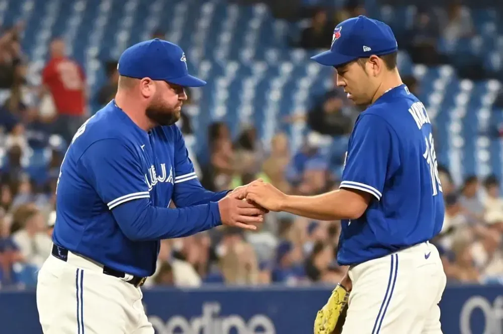 Kikuchi and Schneider on the mound #bluejays #mlb