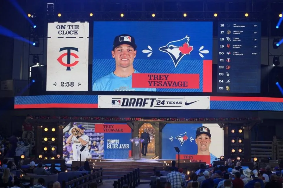 Yesavage drafted by the Blue Jays #mlb #bluejays