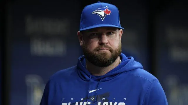 Schneider in the Blue Jays dugout #bluejays #mlb