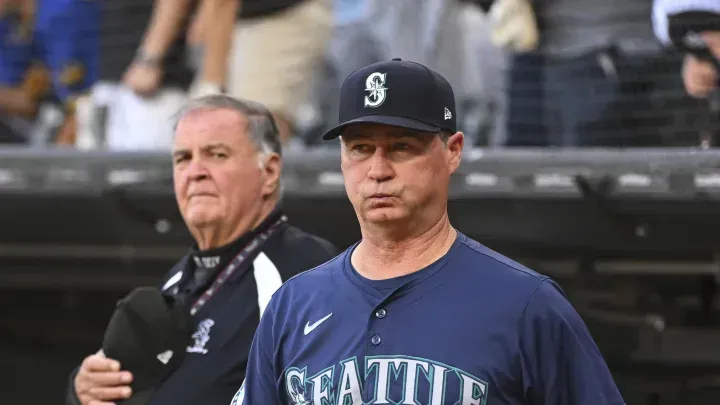 Mariners fire Scott Servais