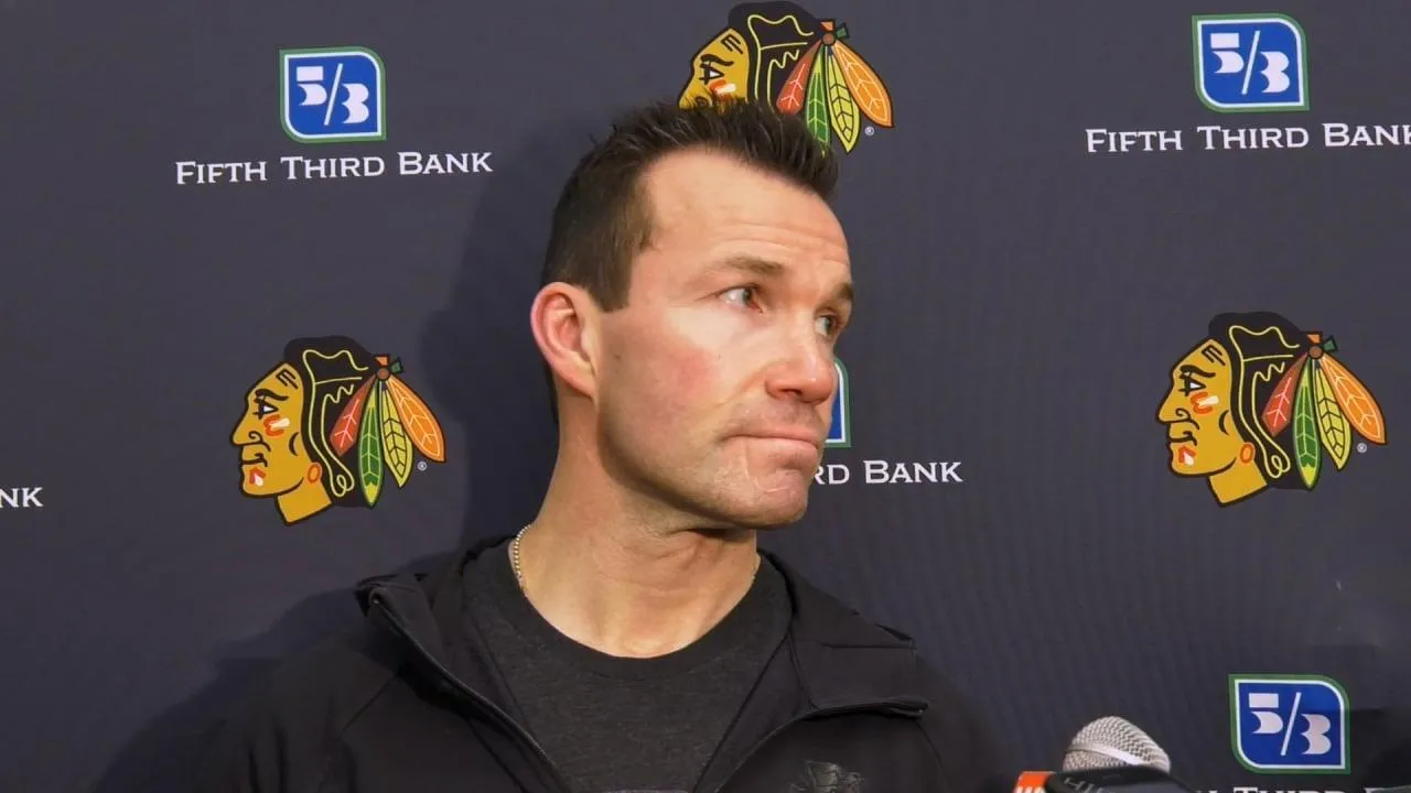 Chicago Blackhawks head coach Luke Richardson