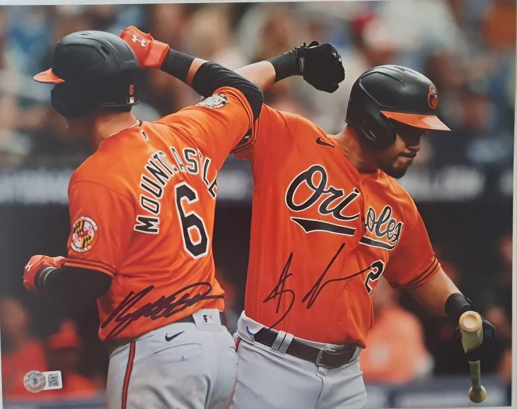 Blue Jays looking to go after Anthony Santander #bluejays #mlb