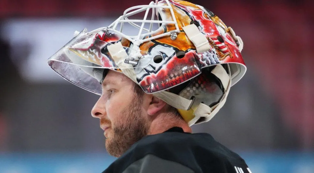 Linus Ullmark, star goaltender of the Ottawa Senators.