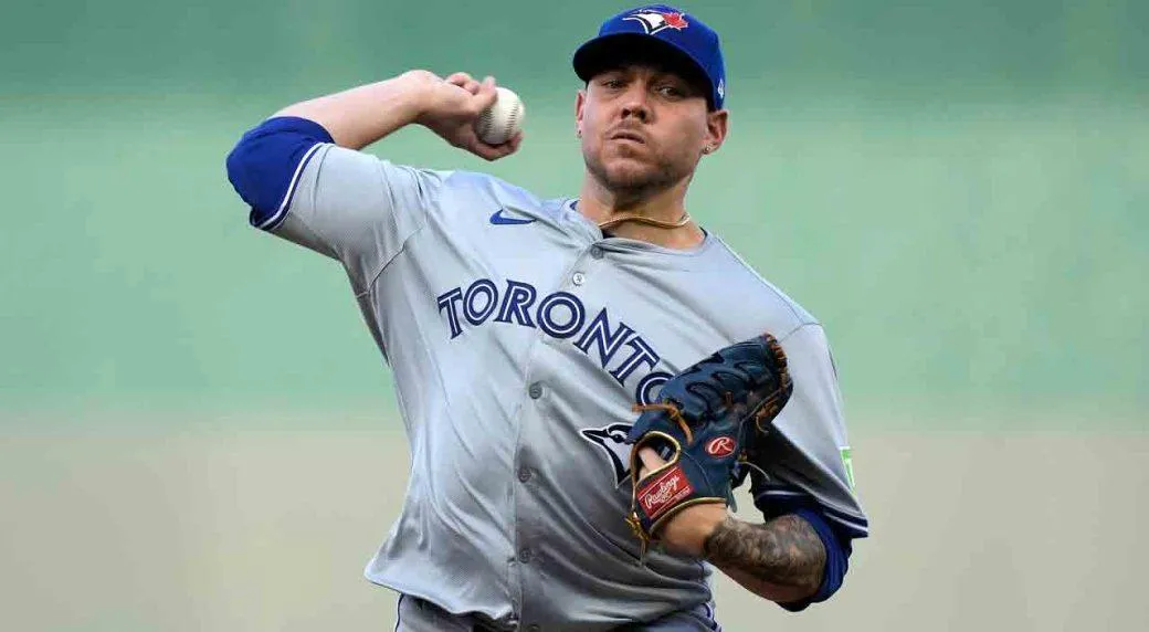 Blue Jays might look to send Yariel Rodriguez to the Bullpen #bluejays #mlb
