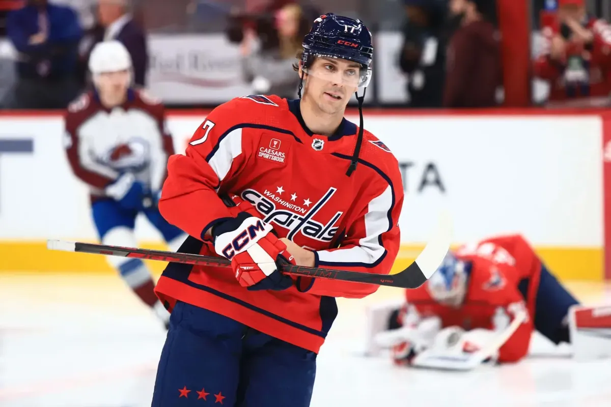 Dylan Strome seen in a Washington Capitals jersey