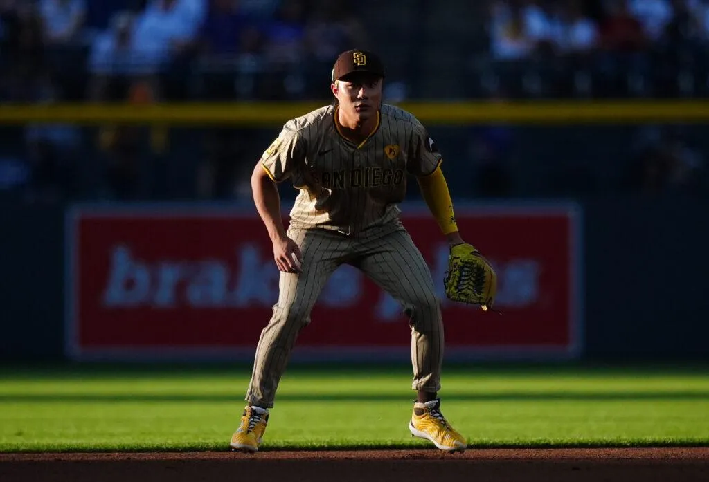 Blue Jays interested in signing Ha-Seong Kim #bluejays #mlb