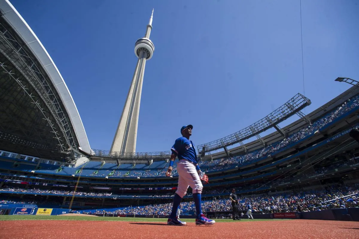 Blue Jays are looking to spend big in free agency according to Shi Davidi #bluejays #mlb