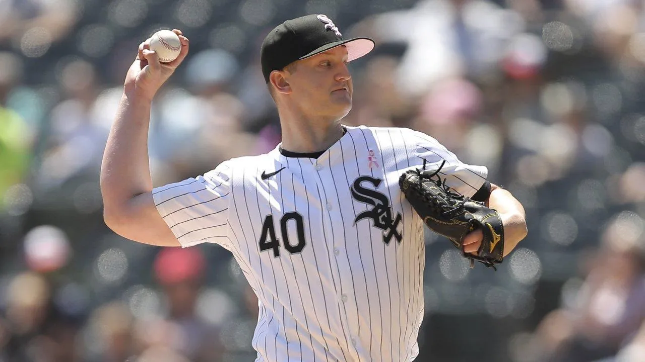 Blue Jays looking to sign Mike Soroka to help bullpen #bluejays #mlb