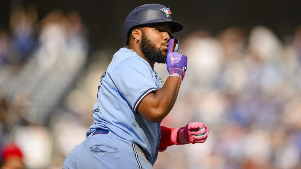 The Blue Jays are set to raise their offer for Vladimir Guerrero Jr #bluejays #mlb