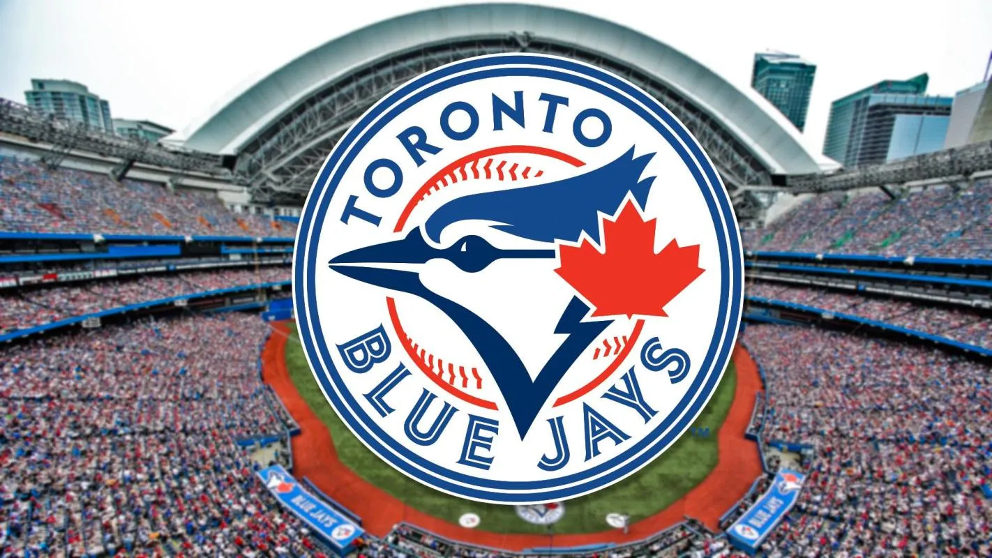 The Blue Jays sign Christian Bethancourt and Richard Lovelady #bluejays #mlb