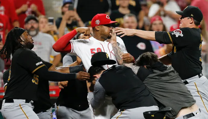 Blue Jays sign former Angels pitcher Amir Garrett #bluejays #mlb