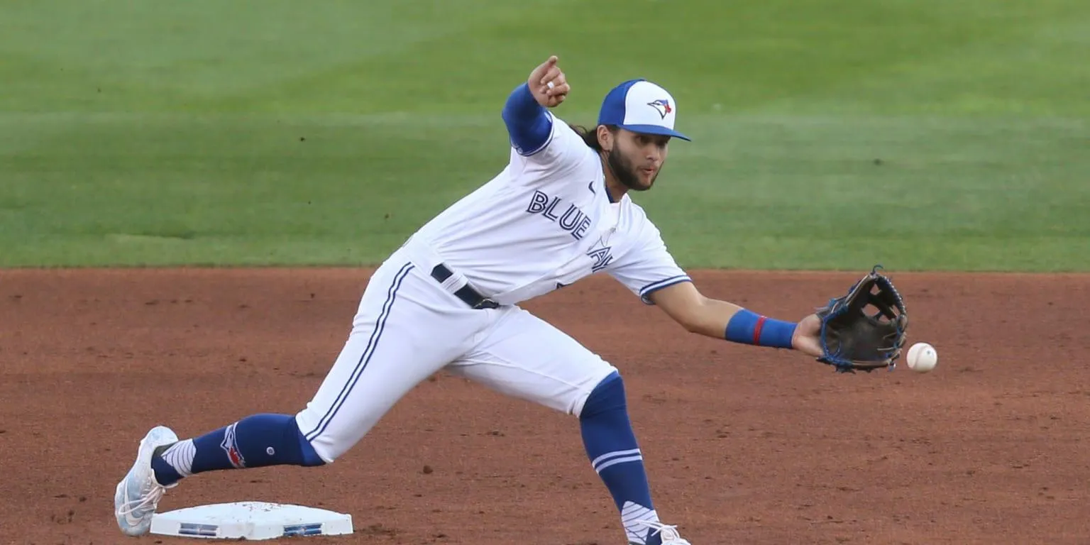 Blue Jays Bo Bichette leaves the game against the Tigers #bluejays #mlb