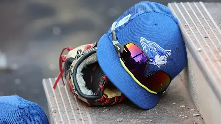 Blue Jays announce Richard Lovelady to 40 man roster and Alek Manoah to 60 day IL #bluejays #mlb