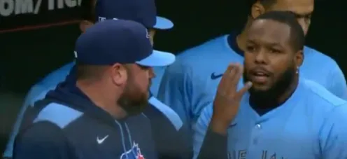 Blue Jays John Schneider gets upset with Vladimir Guerrero jr #bluejays #mlb