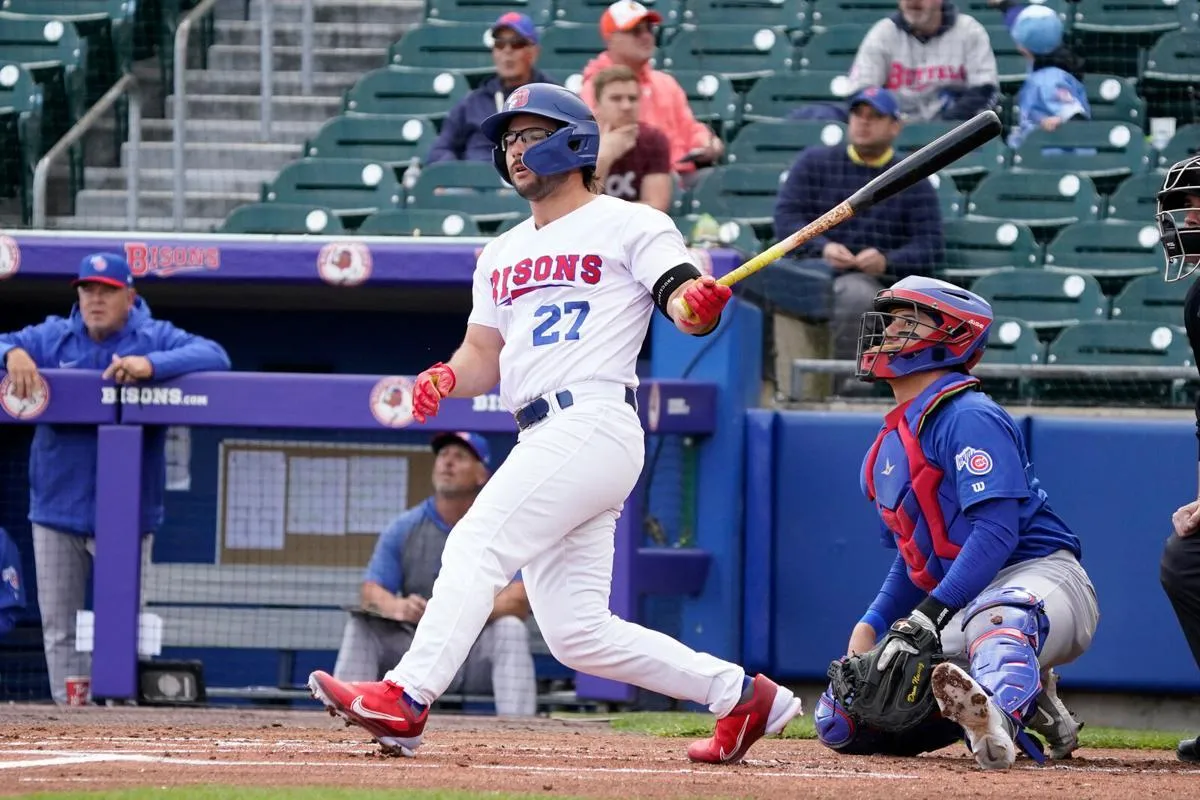 Blue Jays Davis Schneider Continues to struggle in the Minors #bluejays #mlb