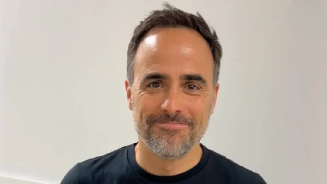 Sébastien Benoit partage une nouvelle photo qui sème la confusion ...