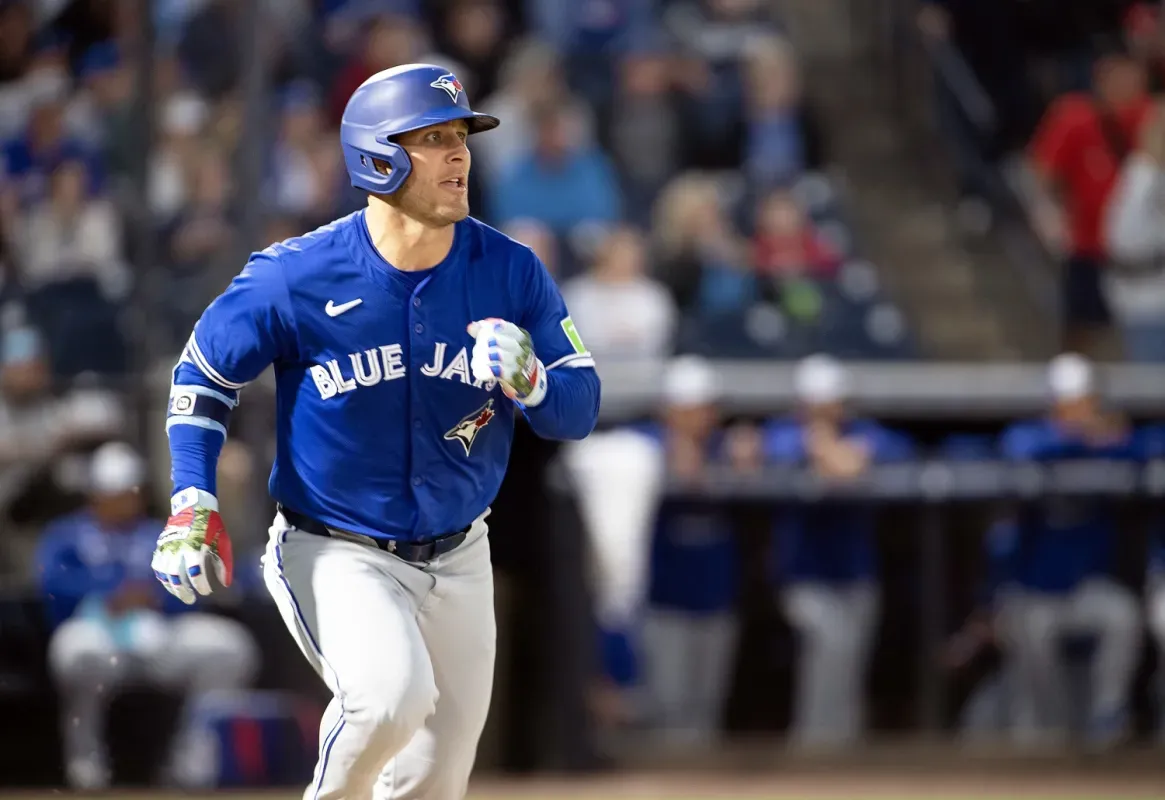 Blue Jays outfielder won't play today against the Guardians. #BlueJays #Varsho #Guardians