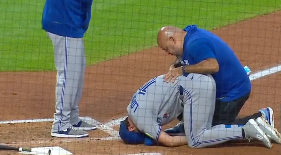 Blue Jays outfielder Joey Loperfido takes fastball to the knee #bluejays #mlb