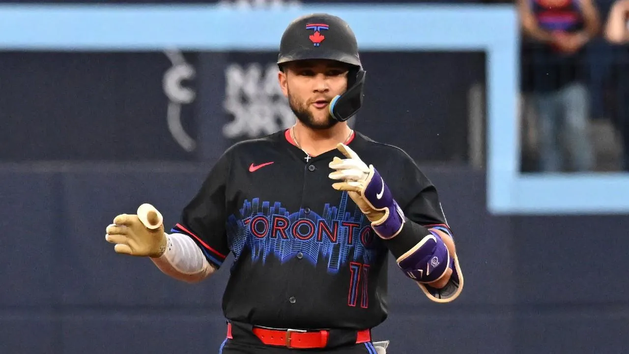 Blue jays announce roster moves involving Bo Bichette, Ty France, Chris Bassitt and Jose Berrios #bluejays #mlb