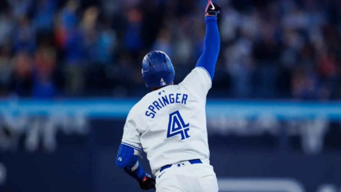 Blue Jays are headed back to the World Series after eliminating the Mariners #bluejays #mlb