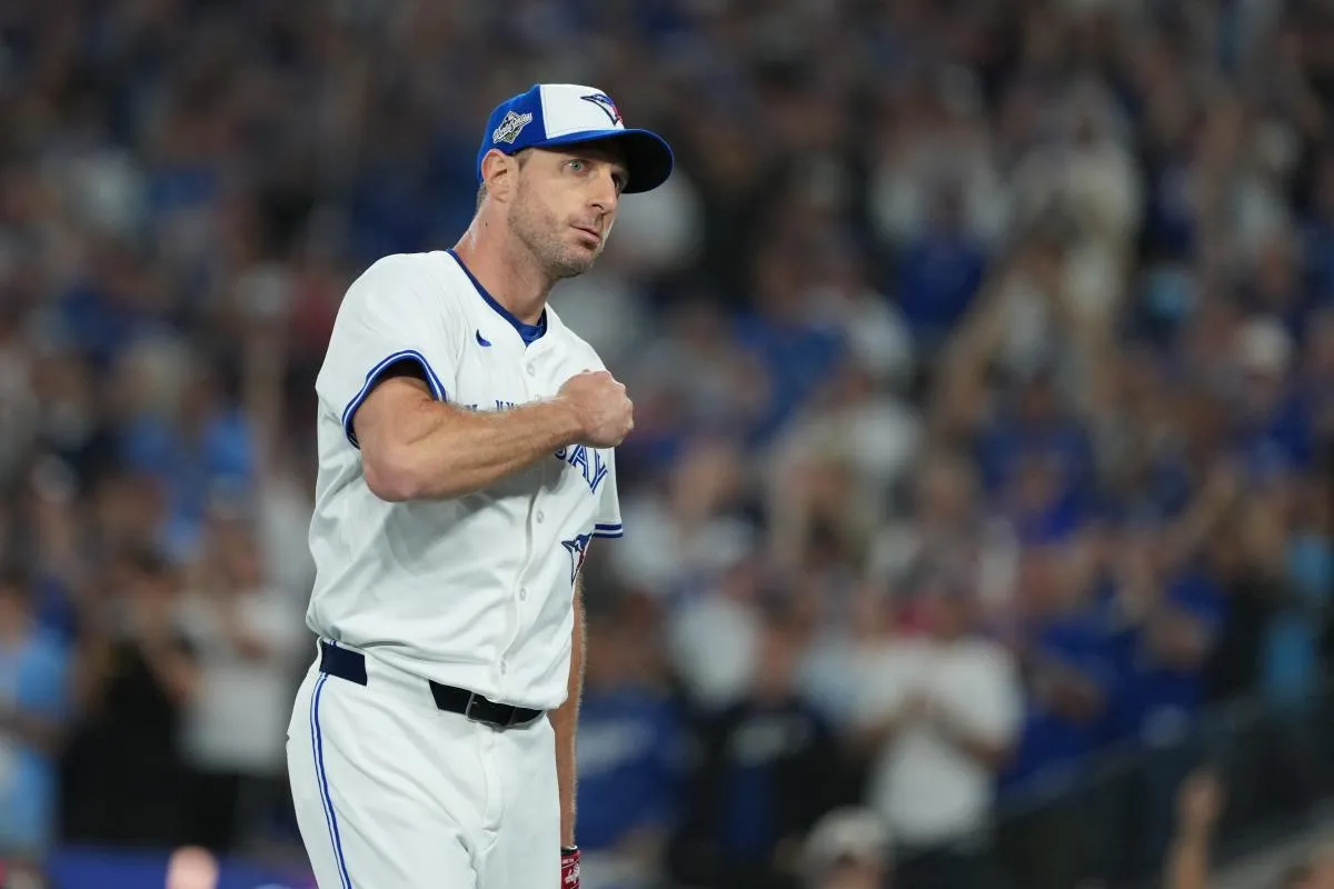 Toronto Blue Jays pitcher Max Scherzer (31) reacts after being relieved against the Los Angeles Dodgers in the fifth inning for game seven of the 2025 MLB World Series at Rogers Centre.
