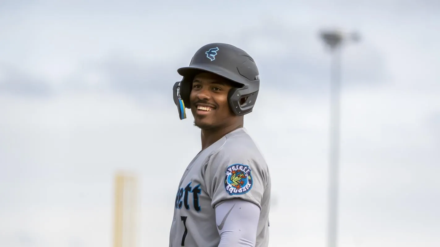 Royals sign former Blue Jays outfielder Alberto Rodriguez to minor league deal