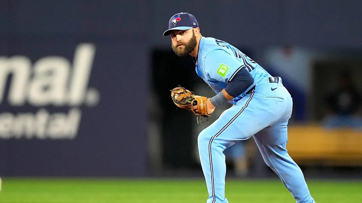 Athletics sign former Blue Jays infielder Michael Stefanic