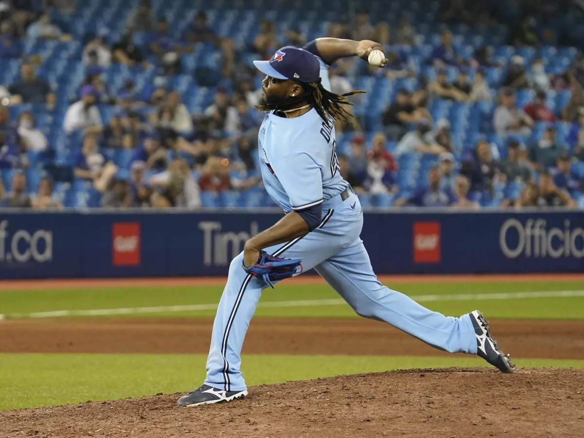 Former Toronto Blue Jays pitcher extends with team in Japan