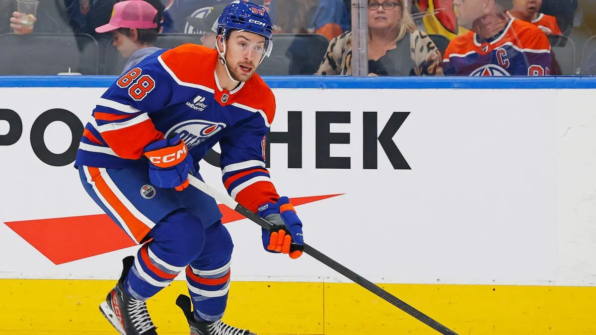 Edmonton Oilers' Andrew Mangiapane skates during a game
