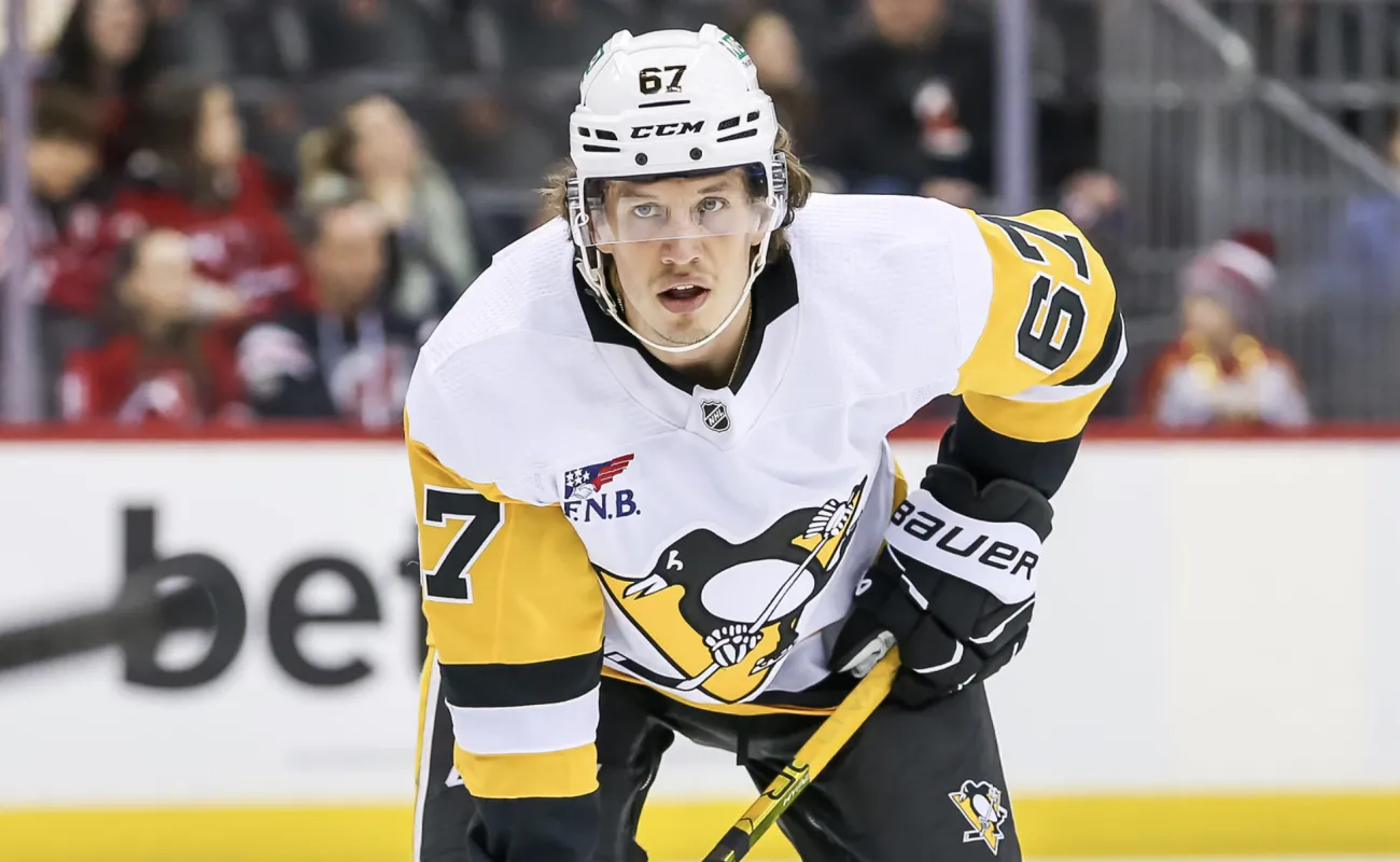 Penguins' Rickard Rakell