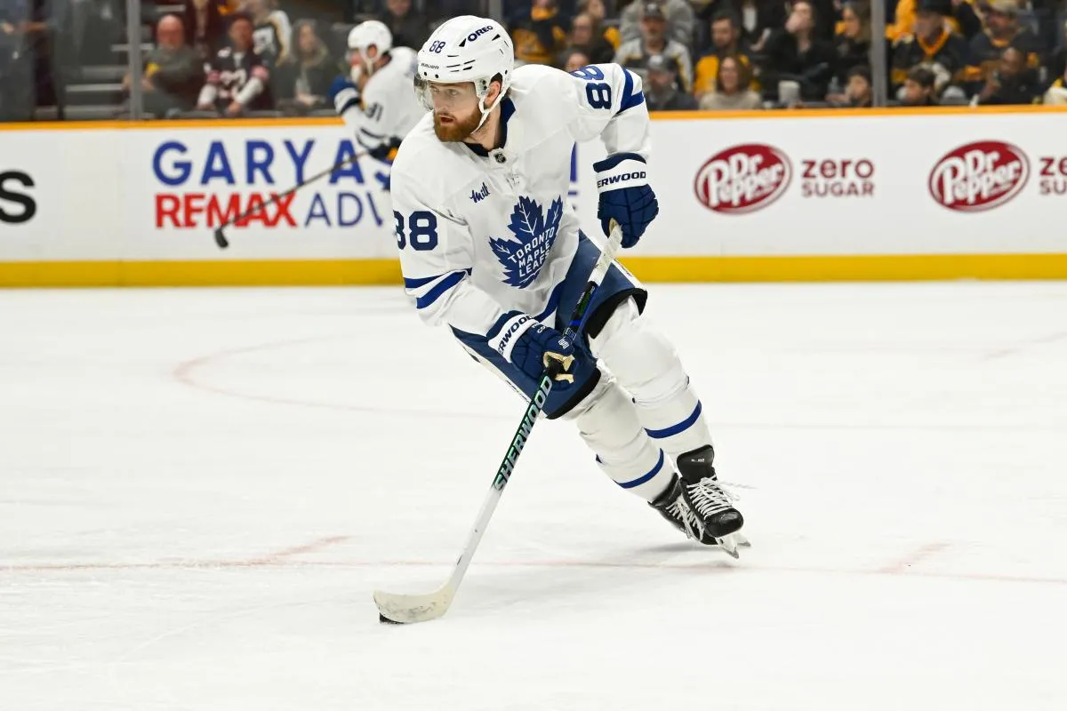 Toronto Maple Leafs right wing William Nylander (88) skates with the puck against the Nashville Predators during the first period at Bridgestone Arena
