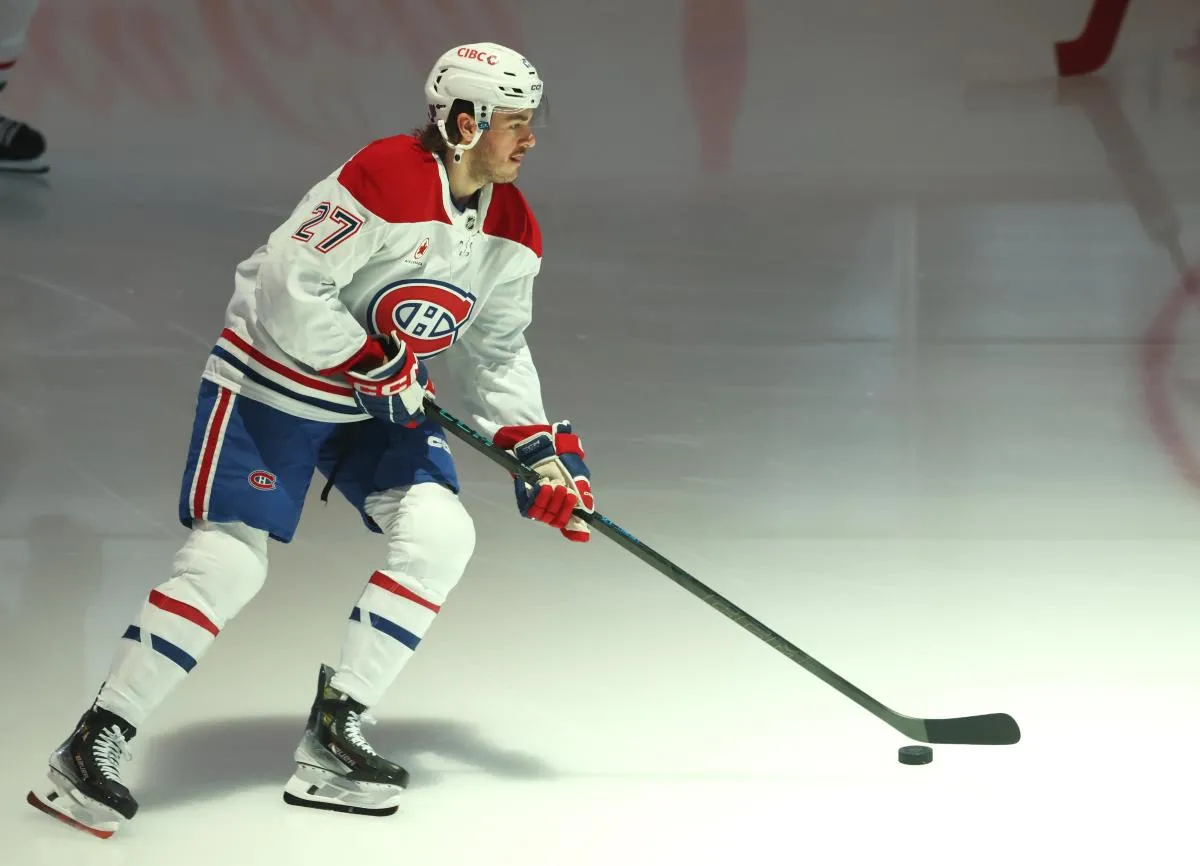 Samuel Blais (27), ailier gauche des Canadiens de Montr&eacute;al, entre sur la glace pour s'&eacute;chauffer avant le match contre les Penguins de Pittsburgh au PPG Paints Arena.