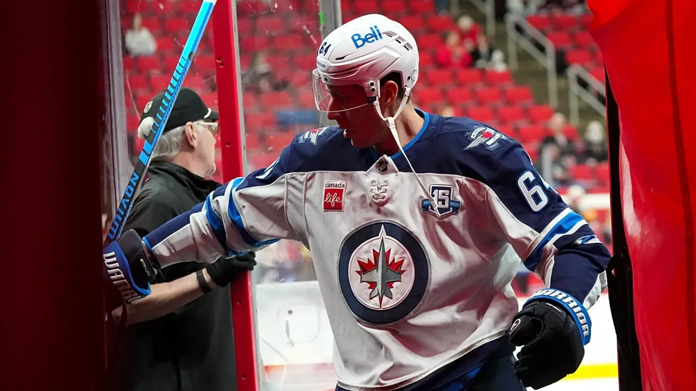 Winnipeg Jets' Logan Stanley walking in the tunnel