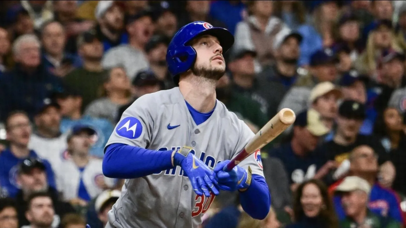 Chicago Cubs right fielder Kyle Tucker (30) hits a solo home run in the fifth inning against the Milwaukee Brewers at American Family Field.