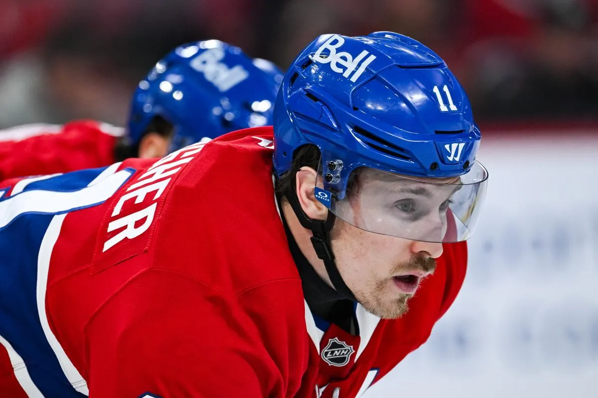 Le 12 janvier 2026, &agrave; Montr&eacute;al, au Qu&eacute;bec, le joueur de hockey sur glace Brendan Gallagher (11) des Canadiens de Montr&eacute;al attend un face-&agrave;-face contre les Canucks de Vancouver au Centre Bell.