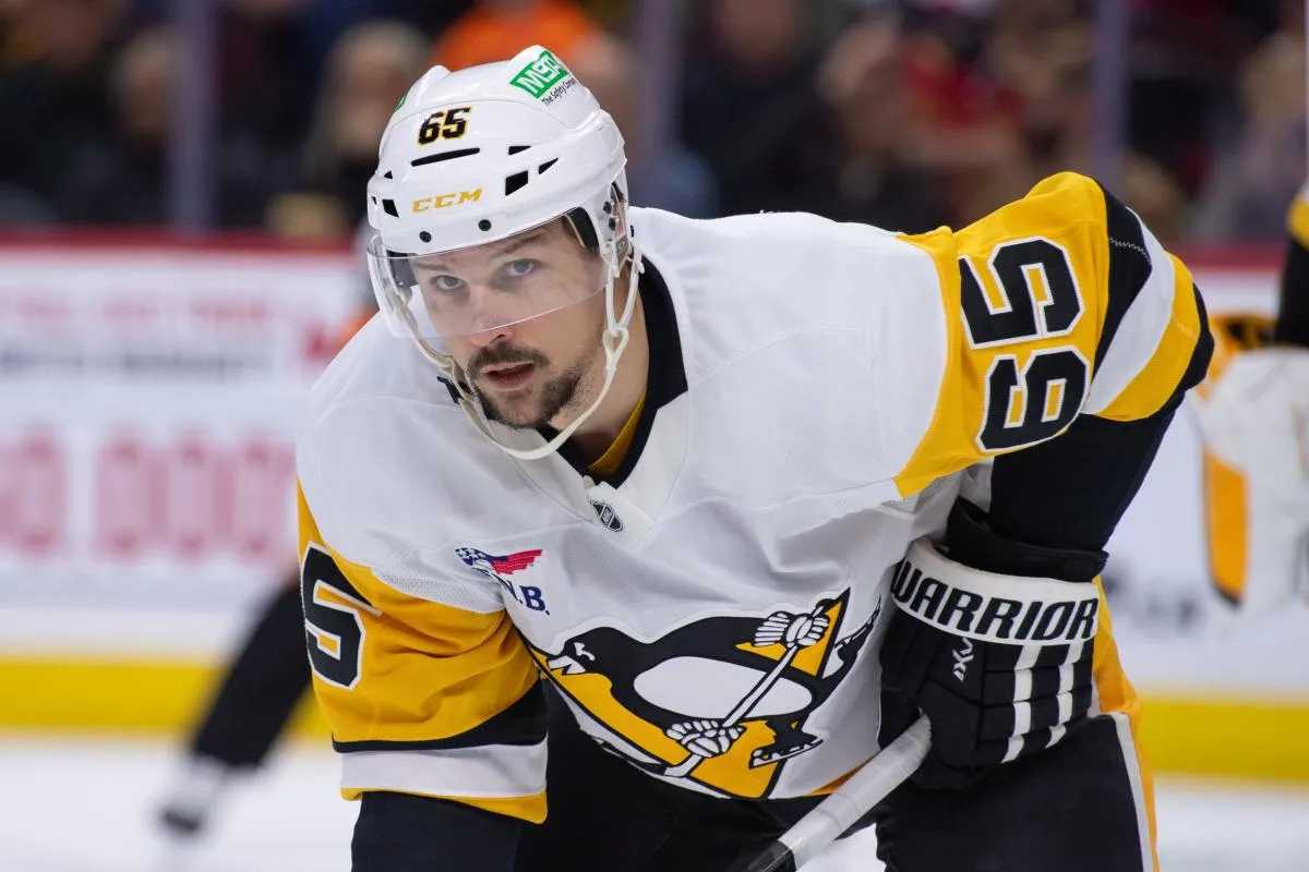 Pittsburgh Penguins defenseman Erik Karlsson (65) prepares for a face off in the first period against the Ottawa Senators at the Canadian Tire Centre.