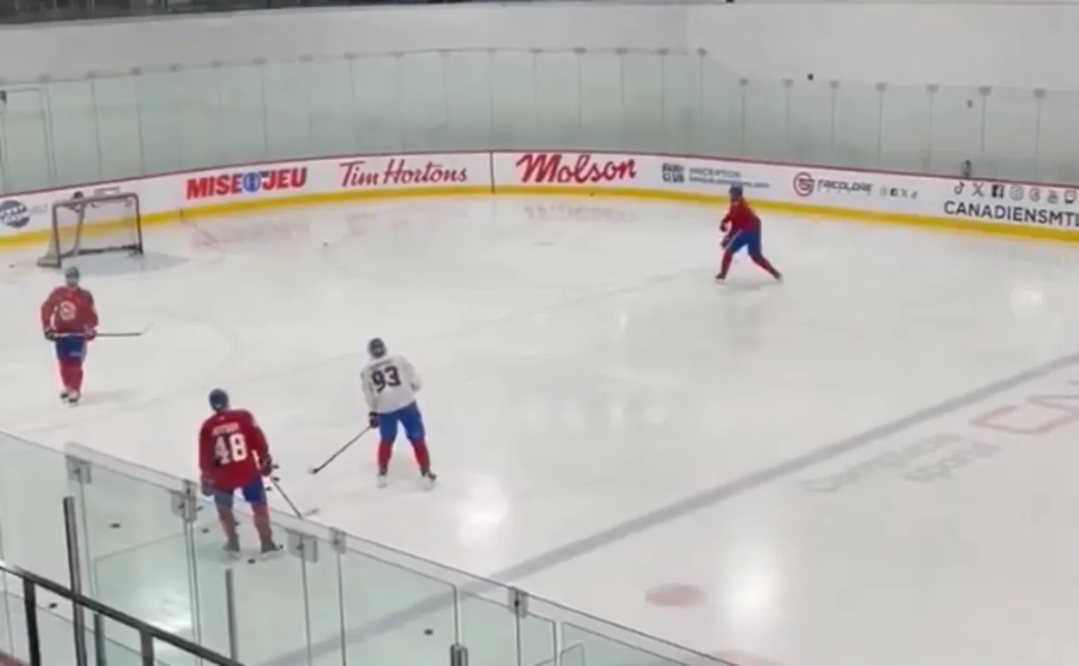 Entra&icirc;nement du Canadien avec Kirby Dach