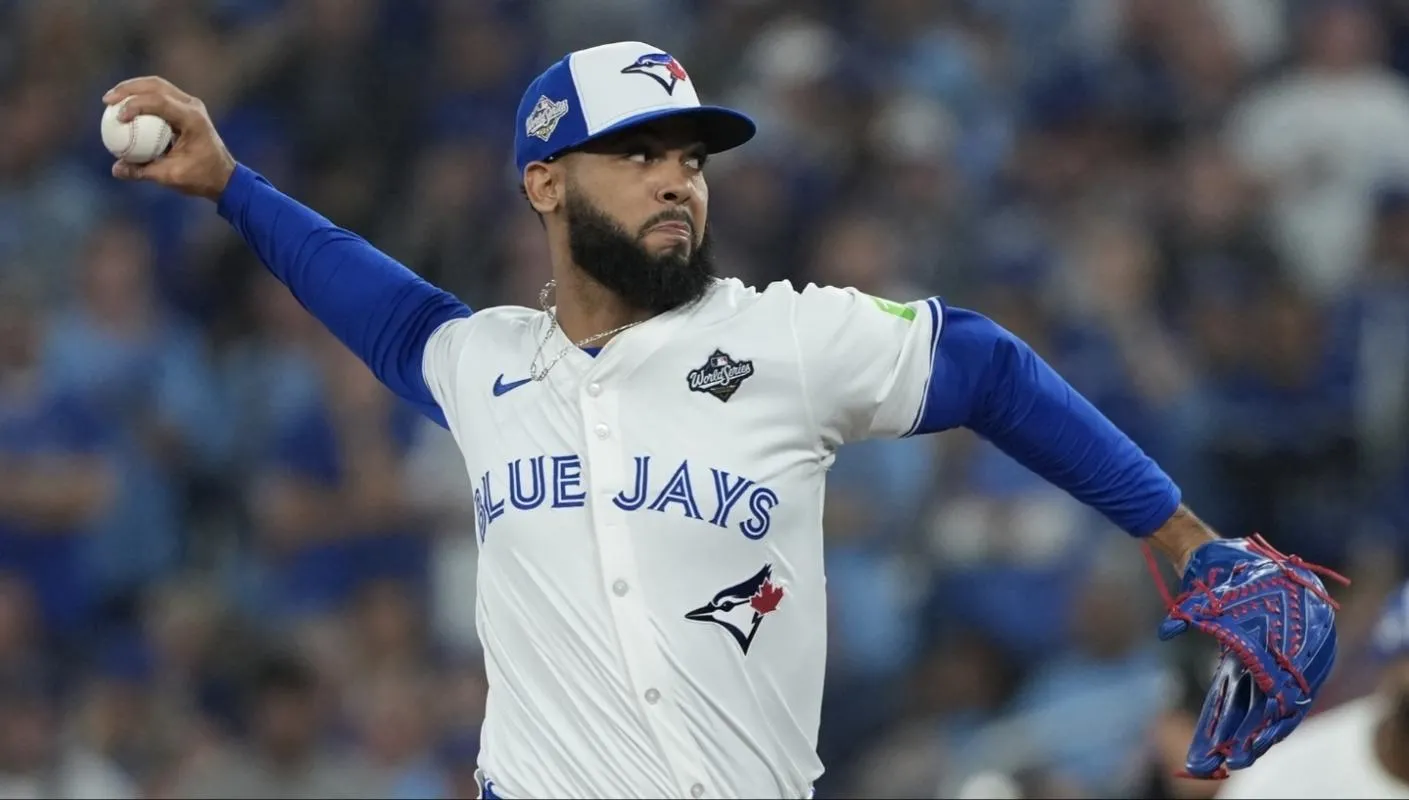 Toronto Blue Jays pitcher Seranthony Dominguez (48) pitches against the Los Angeles Dodgers in the fifth inning during game one of the 2025 MLB World Series at Rogers Centre.