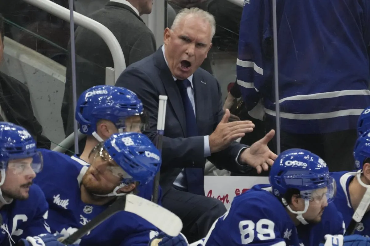 Toronto Maple Leafs head coach Craig Berube tries to motivate his team during the third period against the Calgary Flames at Scotiabank Arena.